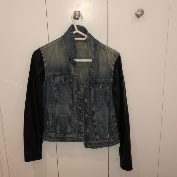 Aritzia Jackets & Blazers - Aritiza Denim Jacket (Talula) with leather sleeves